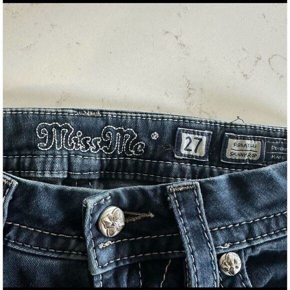 Miss Me Signature Skinny Crop Women’s Size 27 Western Biker Ankle Jeans - Picture 4 of 12